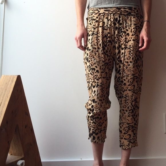FREE PEOPLE twisted Harlem pants! Like new! - Picture 7 of 7